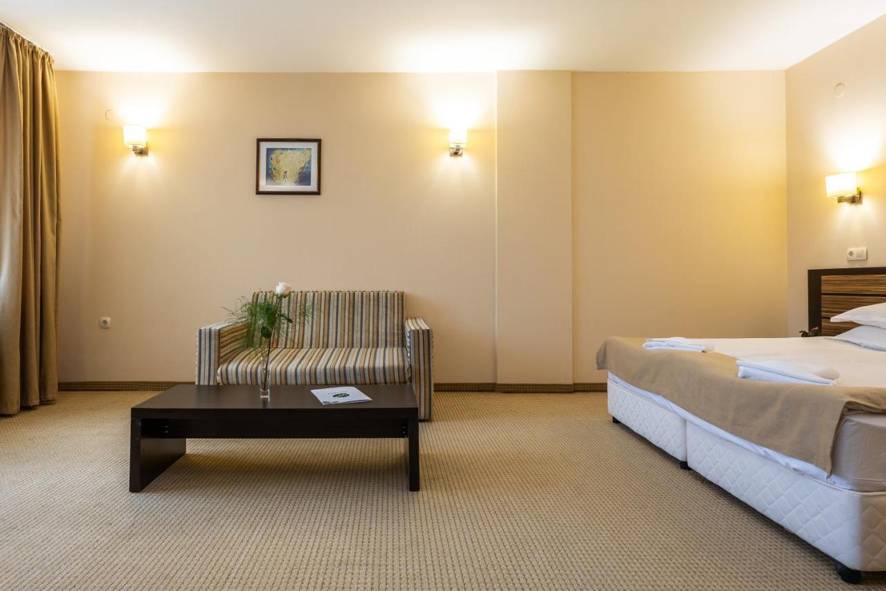 Hotel Mursalitsa By Hmg Pamporovo Luaran gambar